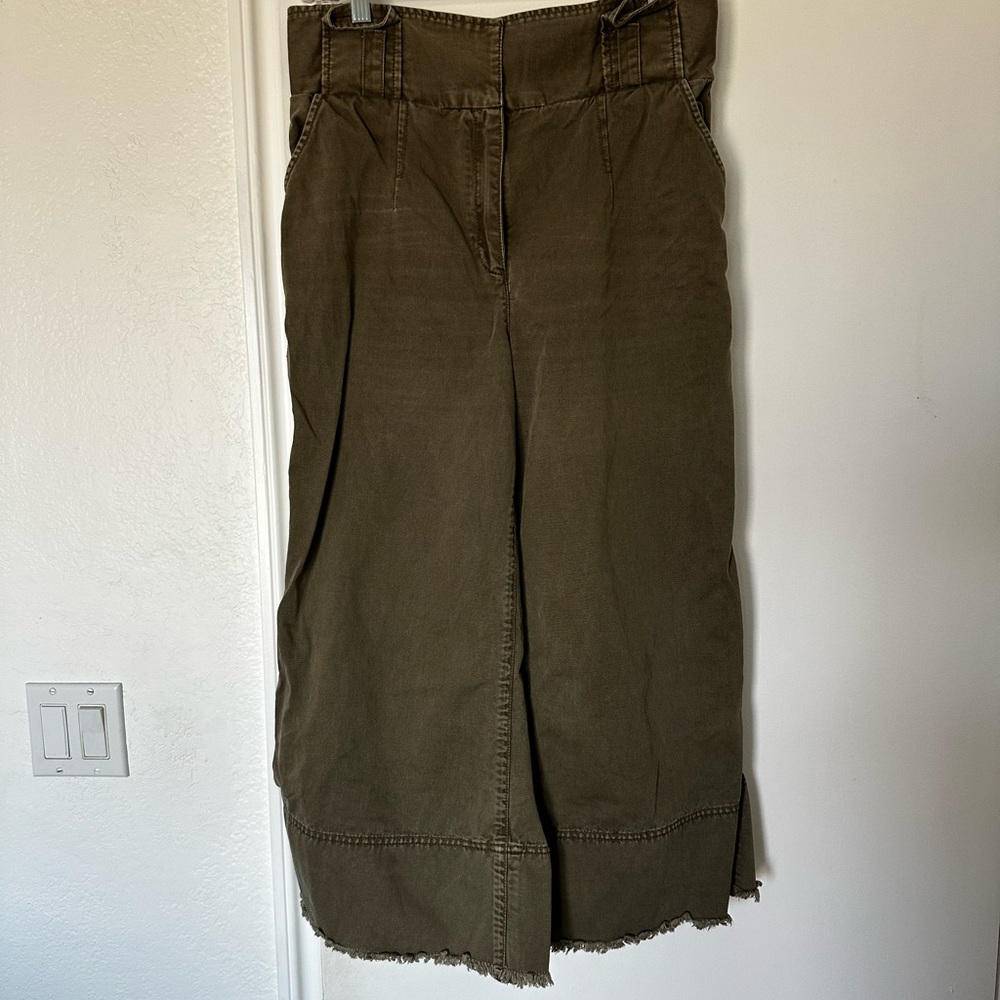Cinq a sept wide leg pants size 8
